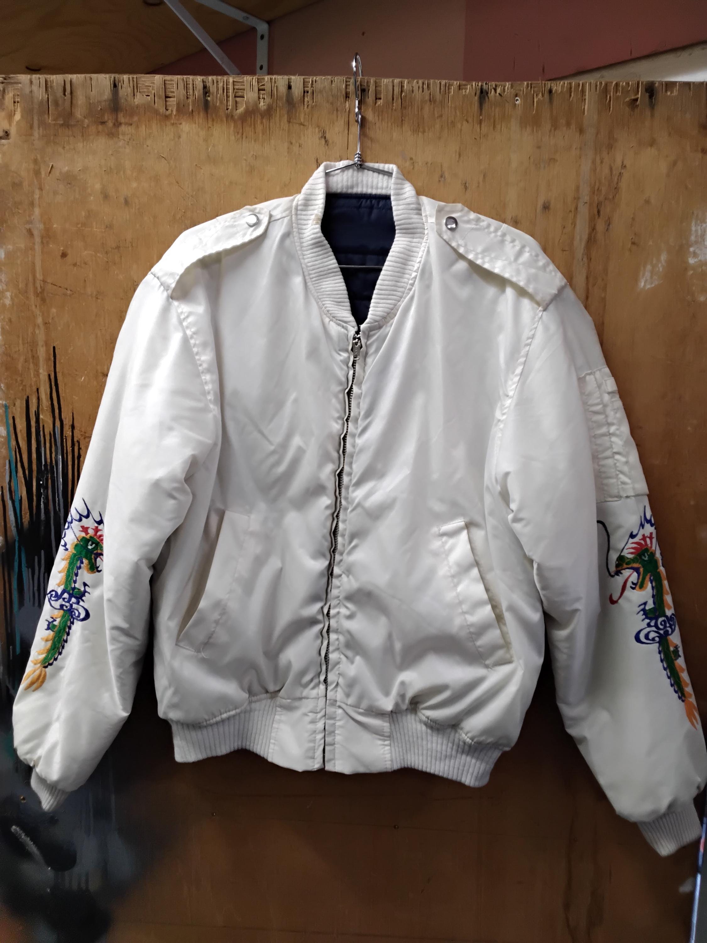 ジャケット・アウター Off-White Embroidered Souvenir Jacket 1980s White MA-1 Style Embroidered Korea Souvenir Jacket - Etsy