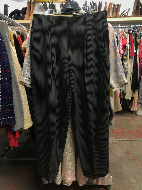 Striped Black and Charcoal/Olive 1940s Cotton/Rayo