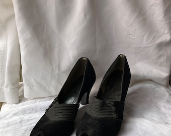Jaren 1940 Women's Black Suede Peep Toe Pumps
