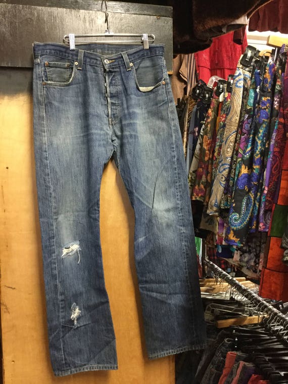 Levi 501 blue jeans