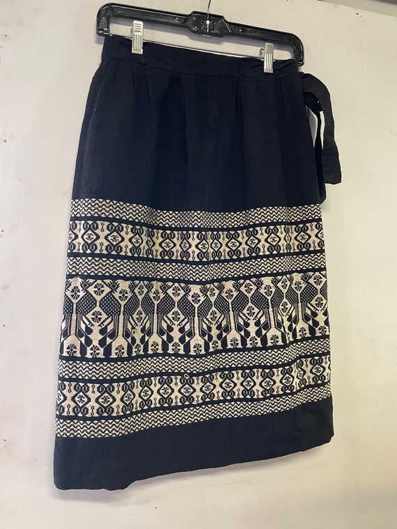 1950s Mexican Wrap Skirt - image 2