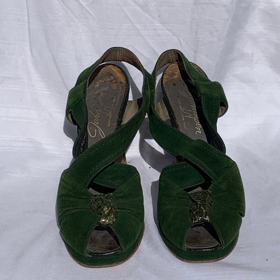 1940s Green Suede Platform Heels - image 2