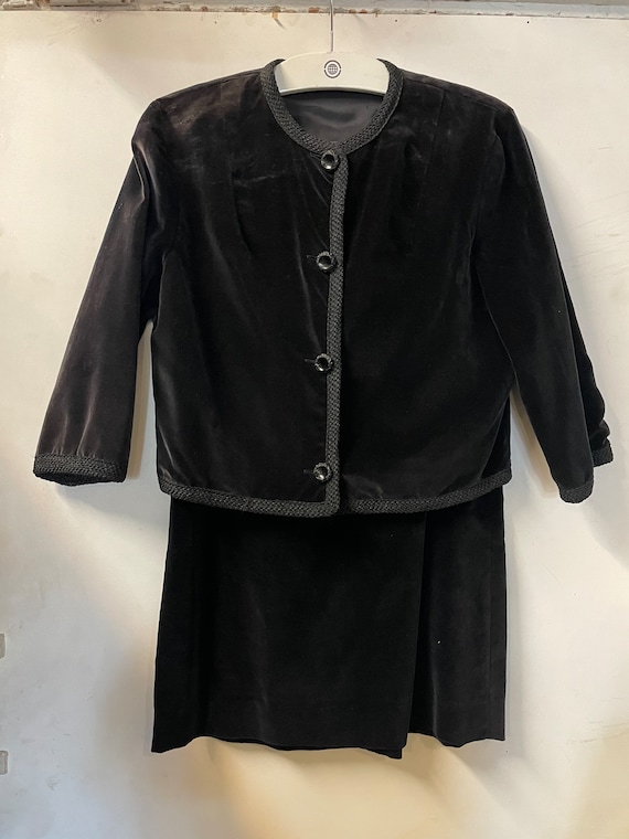 1950s Black Velvet Skirt Suit