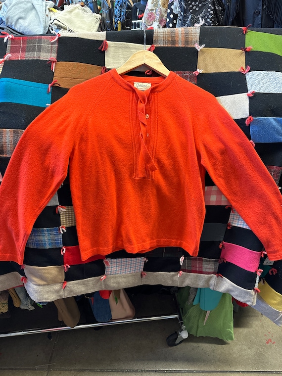 1950s Garland Dreamspun Vermillion Acrylic Sweater - image 1