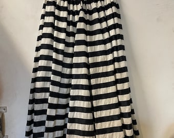 1950s Black and White Striped Skirt.
