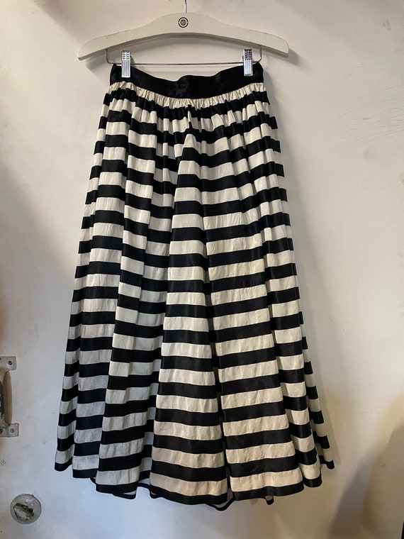 1950s Black and White Striped Skirt. - image 1