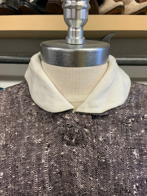 1950s Brown and White Collared Button Up Dress - image 3