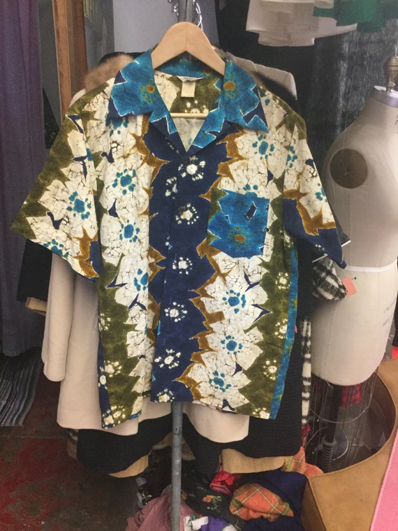 large Bark Cloth Hawaiian Mens Shirt