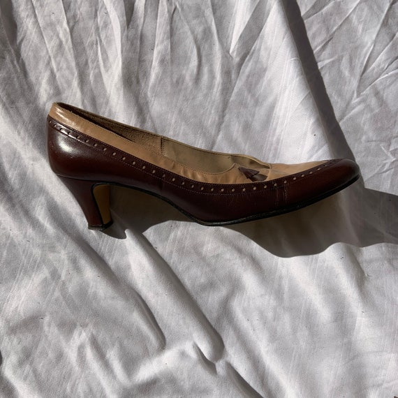 1940s Brown and Tan Heels - image 3