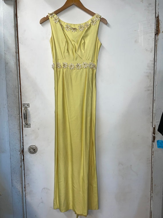 1960s Yellow Flower Appliqué Maxi Dress - image 1