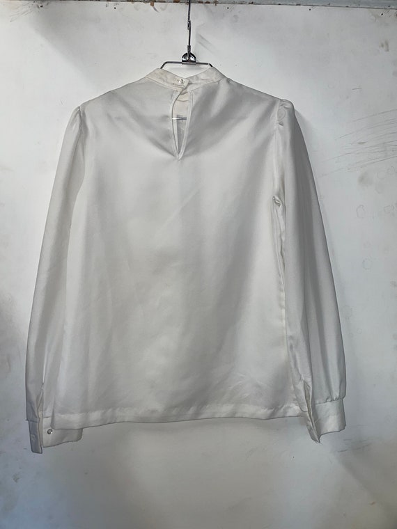 1970s White Dress Up Blouse - image 6