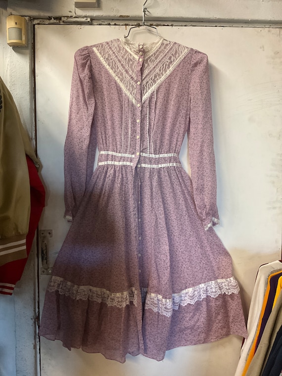 1970s Gunne Sax Filmy Long Sleeve Dress
