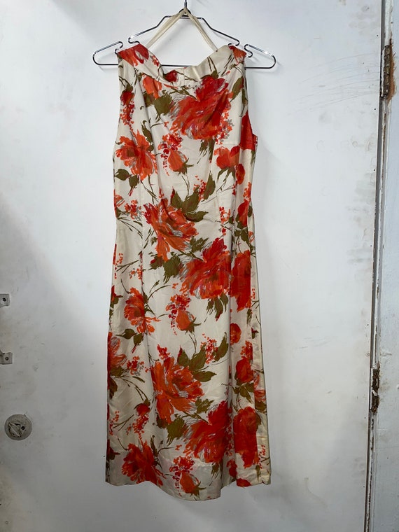 1950s Floral Cocktail Wiggle Dress with Back Scar… - image 1