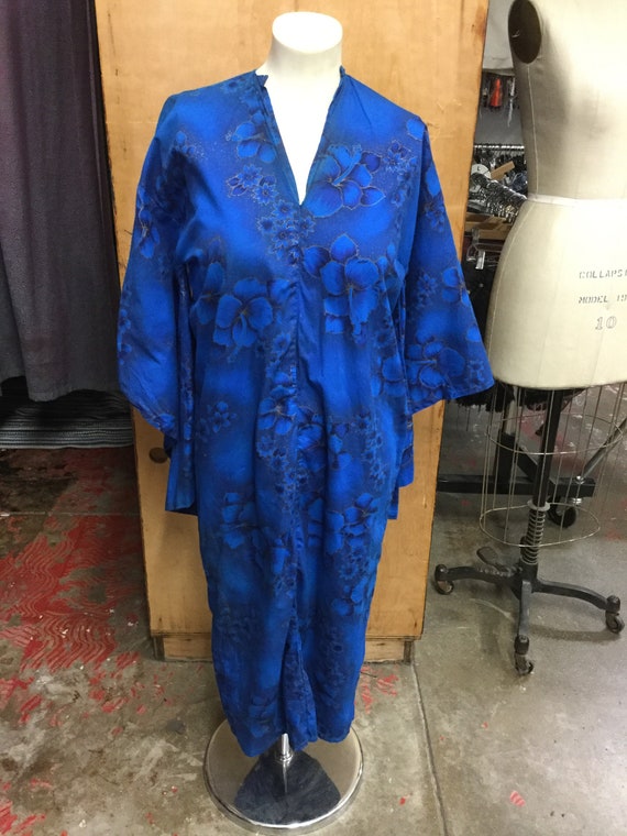 Tiki Hawaiian Kimono “Pake muu” Style Dress
