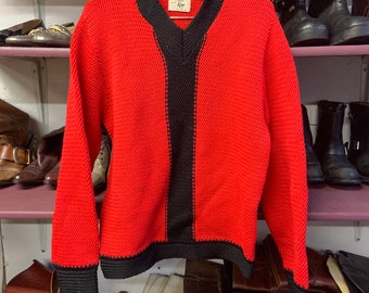 1960s Women’s Red and Black Hand Knitted Sweater
