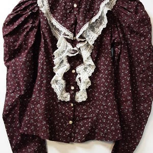 Gunne Sax Calico Ruffles and Lace Prairie Blouse Cottage Core Gunnies