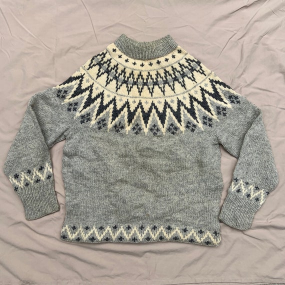 1960s Grey and White Mock Neck Ski Sweater