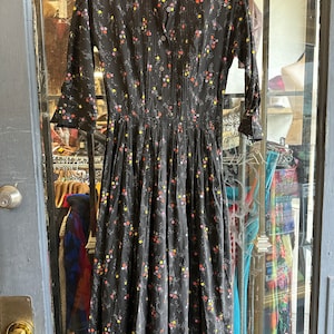 1950s Floral Print Peter Pan Collar Dress