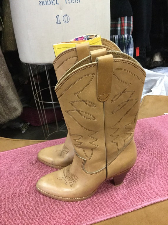 High heel sales cowboy booties