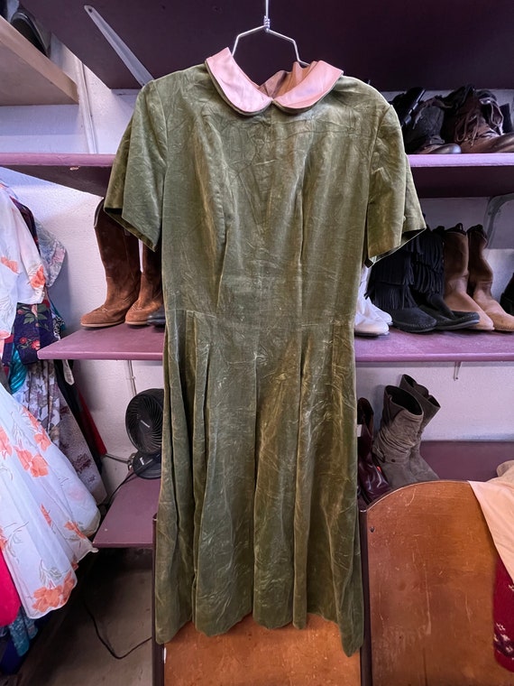 1950s Olive Green Velvet Dress with Pink Collar