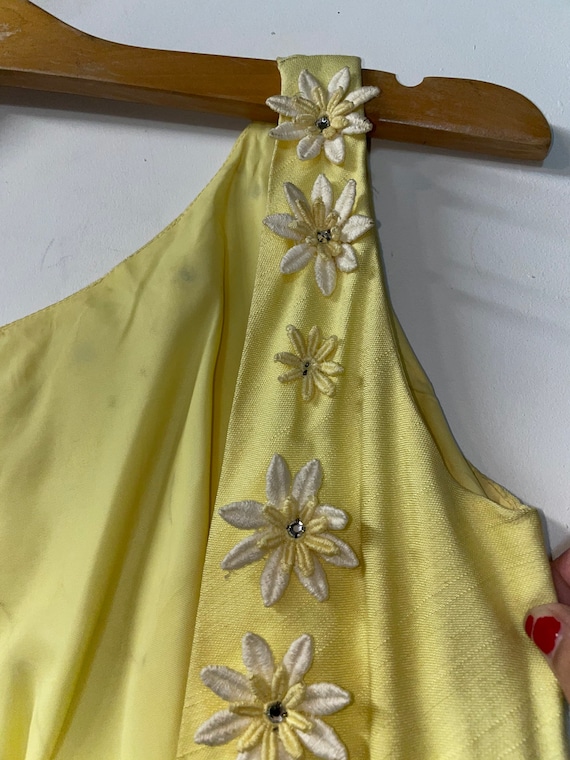 1960s Yellow Flower Appliqué Maxi Dress - image 8