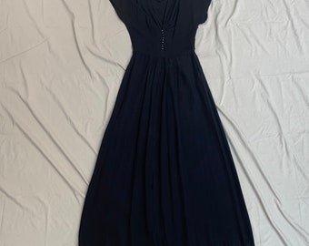 Vestido Crepe Negro de la década de 1940