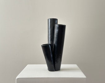 1960s – Tall black ceramic vase ikebana