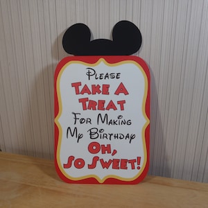 FeistyFarmersWife Plaque d'anniversaire Mickey Mouse, décoration de fête plaque Take a Treat, fête Mickey Mouse Clubhouse