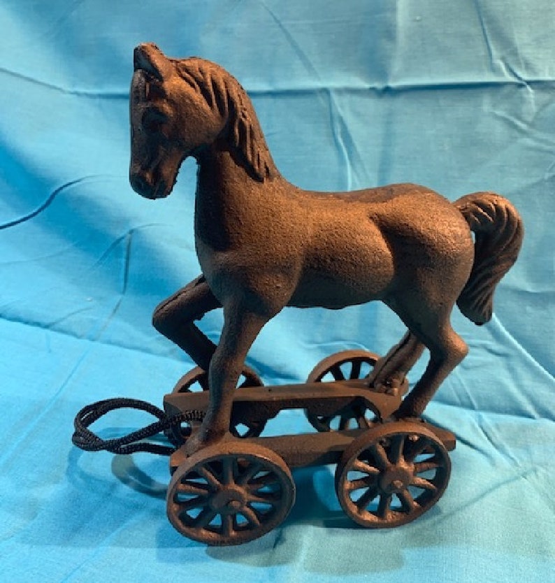 Cast Iron Horse Pull Toy on Wheels 017013603 Etsy