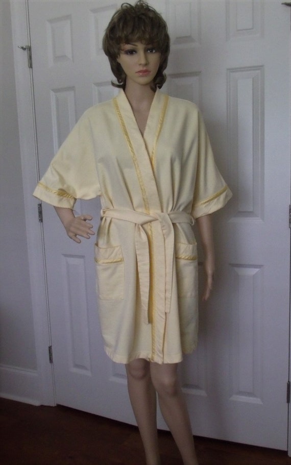Earth Angels Robe Size 12-14 Yellow Cotton Terry,