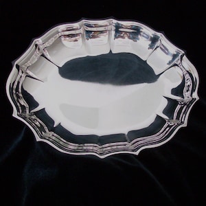 Oneida Chippendale Candy Dish, Silverplate, Magnificent Condition, Made in USA w/Box