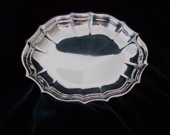 Oneida Chippendale Candy Dish, Silverplate, Magnificent Condition, Made in USA w/Box