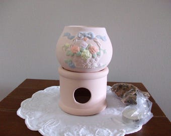 Vintage Potpourri Burner, Warmer, Terra Cotta Floral Pattern, Beige, NOS w/Orig Box, Packing, etc.