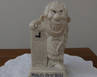 Figura de R&W Berrie, "El mejor jefe del mundo" con reloj de tiempo, #820, 1970, Hecho en EE.UU.