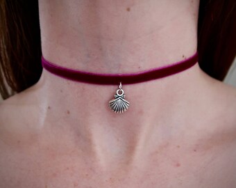 Aubergine Plum Purple Velvet Choker Necklace with Silver Sea Shell Pendant