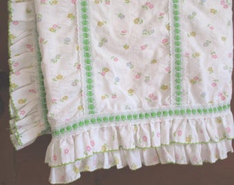 Narzuta na łóżko z falbanką w stylu vintage z lat 70., plisowana, zielona wstążka/koronka, falbanka