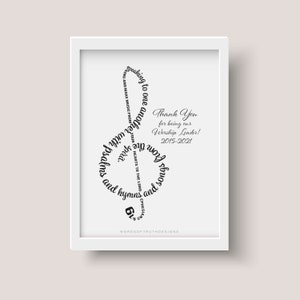 Puede incluir: Impresi&oacute;n art&iacute;stica imprimible en blanco y negro con un dise&ntilde;o de clave de sol. El texto dice "Gracias por ser nuestro l&iacute;der de adoraci&oacute;n&nbsp;! 2015-2021" e incluye una cita de Efesios 5:19. La impresi&oacute;n est&aacute; enmarcada en un marco blanco.