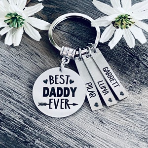 Keychain for Daddy •  Daddy Gift Keychain Key Chain • BEST DADDY EVER • #1 Daddy • Favorite Daddy • Kids Names • Daddy Gift • Dad Gift