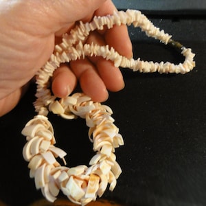 Vintage Peach Pink Puka Shell Choker Necklace 17 1/2&quot; Summer /Beach Jewelry