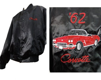 CORVETTE Satin Bomber Jacke Vintage Herren Flanell gefüttert Windbreaker bestickt rote Corvette Cabrio Letgin Größe Medium