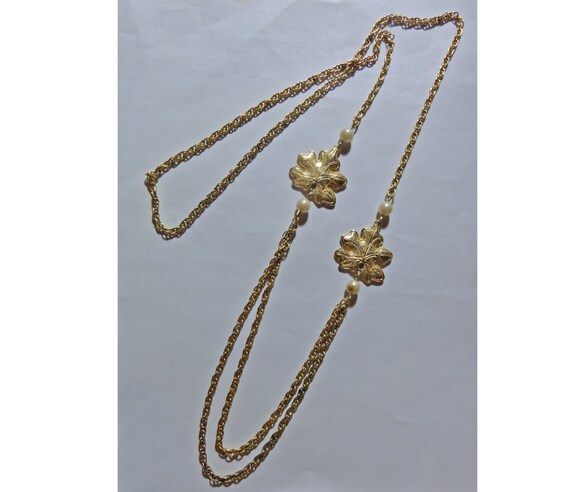 Vintage 1960s Necklace Chain with Leaf and Faux P… - image 2
