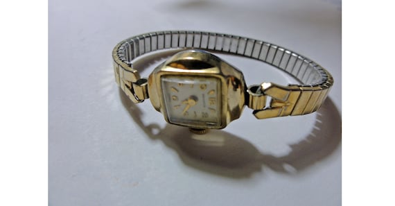 Benrus 10k gold plated wind up manual watch stretch band vintage BROKEN Benrus 10k gold plated wind up manual watch stretch band  main image 3