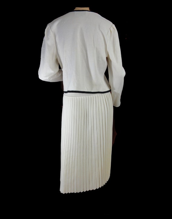 Vintage 1970s Dress Off White and Black 2 Piece K… - image 6