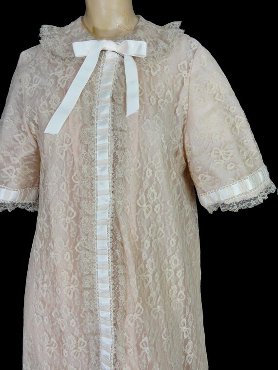 Vintage 1960s Peignoir Robe by Odette Barsa for I… - image 4