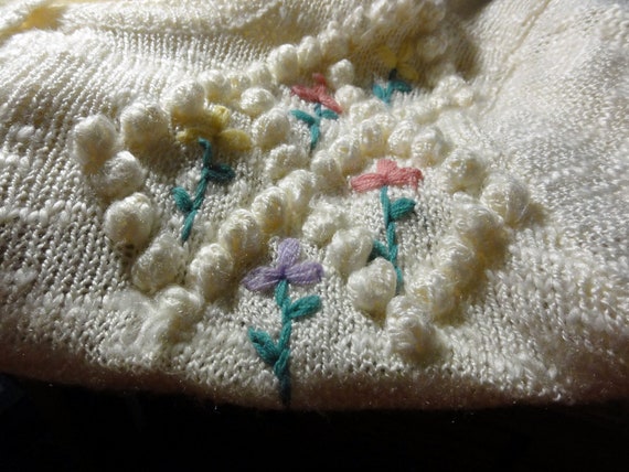 Vintage 1970s Sweater Floral Embroidery Embellish… - image 6
