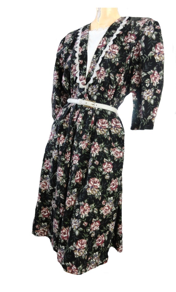 Vintage 1980s Dress Puffy Sleeves Cottagecore Bla… - image 5