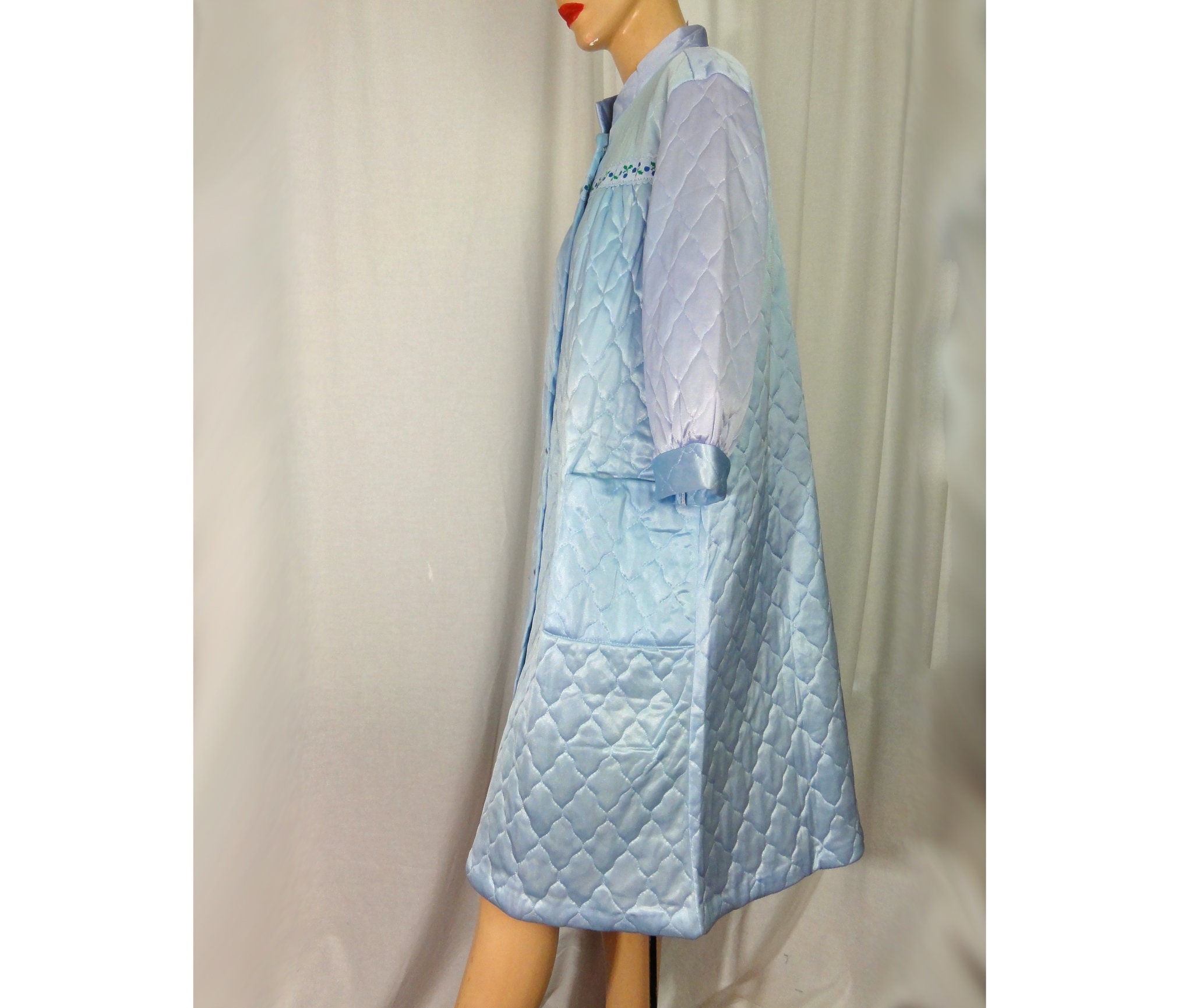Vintage 60s Robe Baby Blue Quilted Housecoat Deadstock Button Etsy