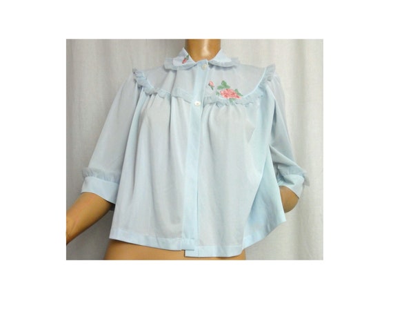 Vintage 1950s Bedjacket Baby Blue Ruffles and Ros… - image 3