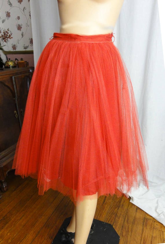 Vintage 1950s Skirt Full Circle Red Tulle Net Pet… - image 7