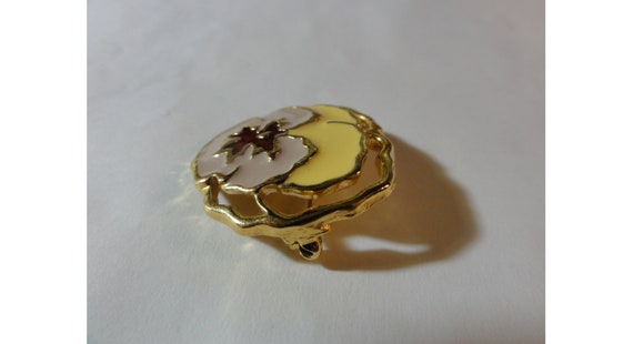 Vintage Avon Pink Pansy Brooch Gold Tone Metal En… - image 5